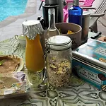 Alojamento de Acomodação e Pequeno-almoço Aux Belles - Adults Only
