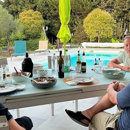 Aux Belles - Adults Only