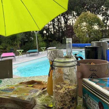 Aux Belles - Adults Only *